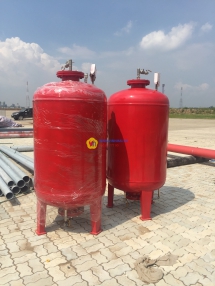 Bồn chứa Foam dạng đứng 600gal (2.271L)